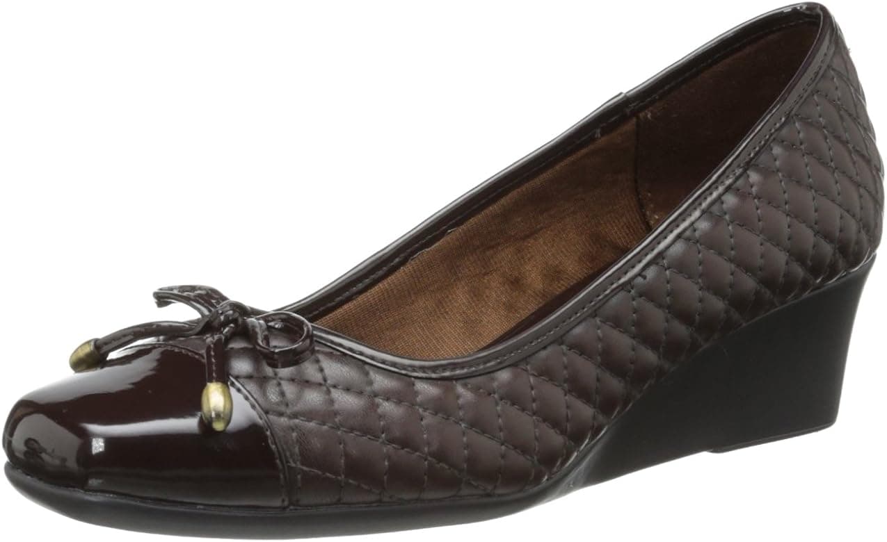 LifeStride Women's Gifted Wedge Pump