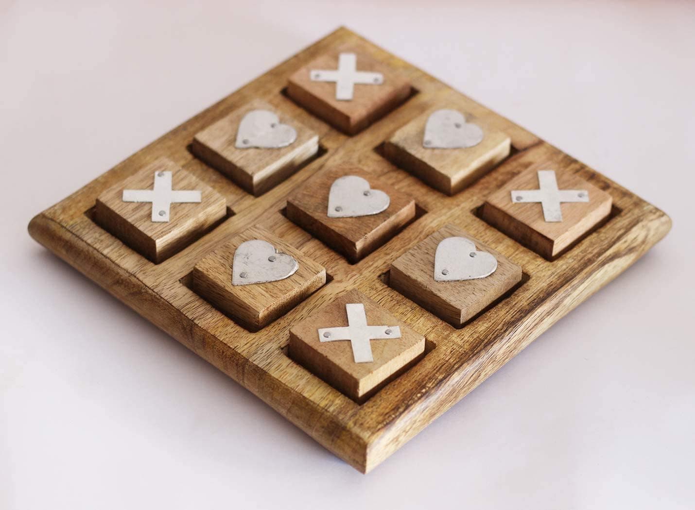 EARTHLY HOME Tic Tac Toe Wooden Board Game, Table Toy Player Room Decor Tables Family XOXO Decorative Pieces Adult Rustic Kids Play Travel Backyard Discovery Night Level Drinking Romantic Decorations.