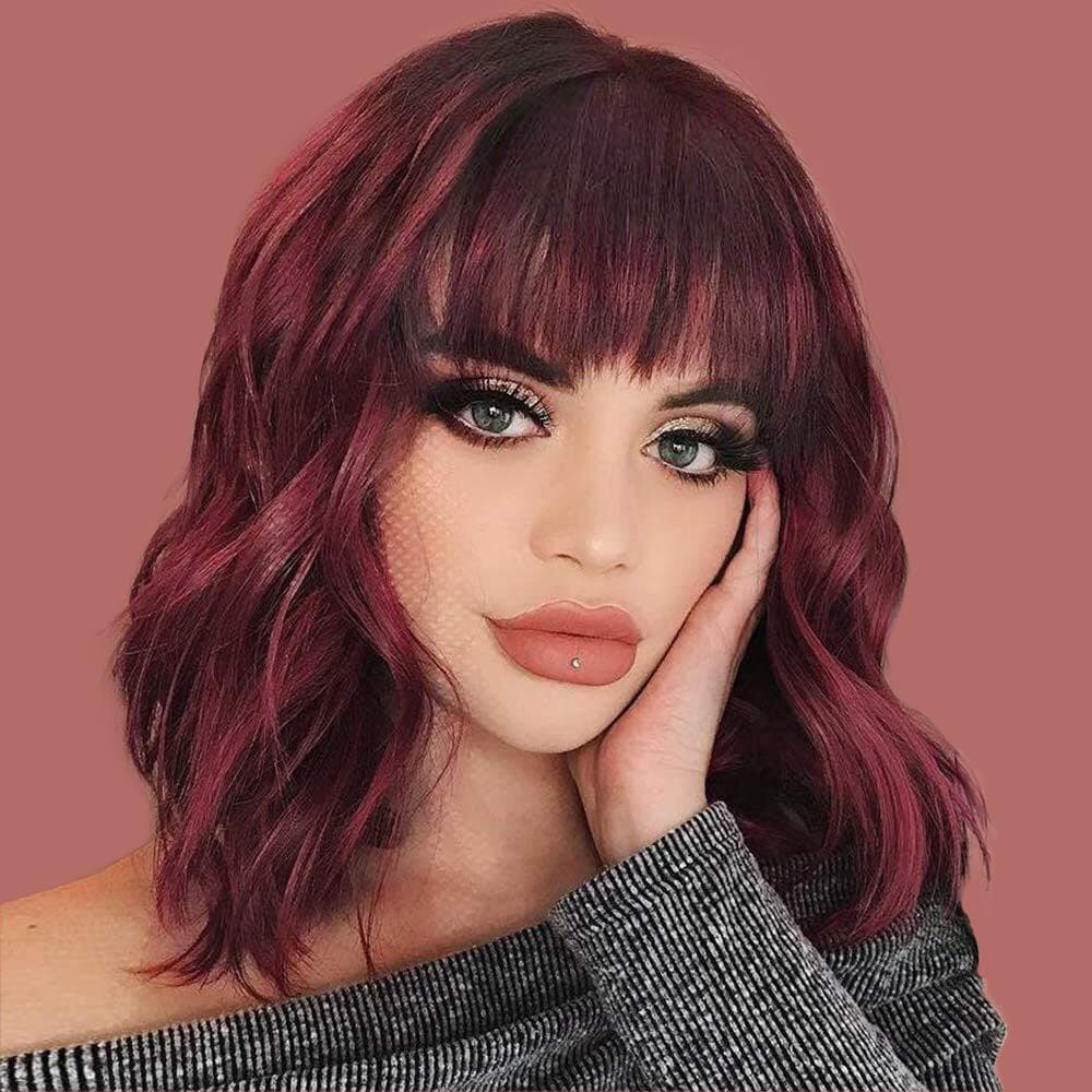 MAGI&MEET Wavy Short Red Wigs with Bangs for Women Burgundy Bob Wig Shoulder Length for Fashion Curly Hair 150% Density Synthetic Heat Resistant Fiber for Daily Cosplay