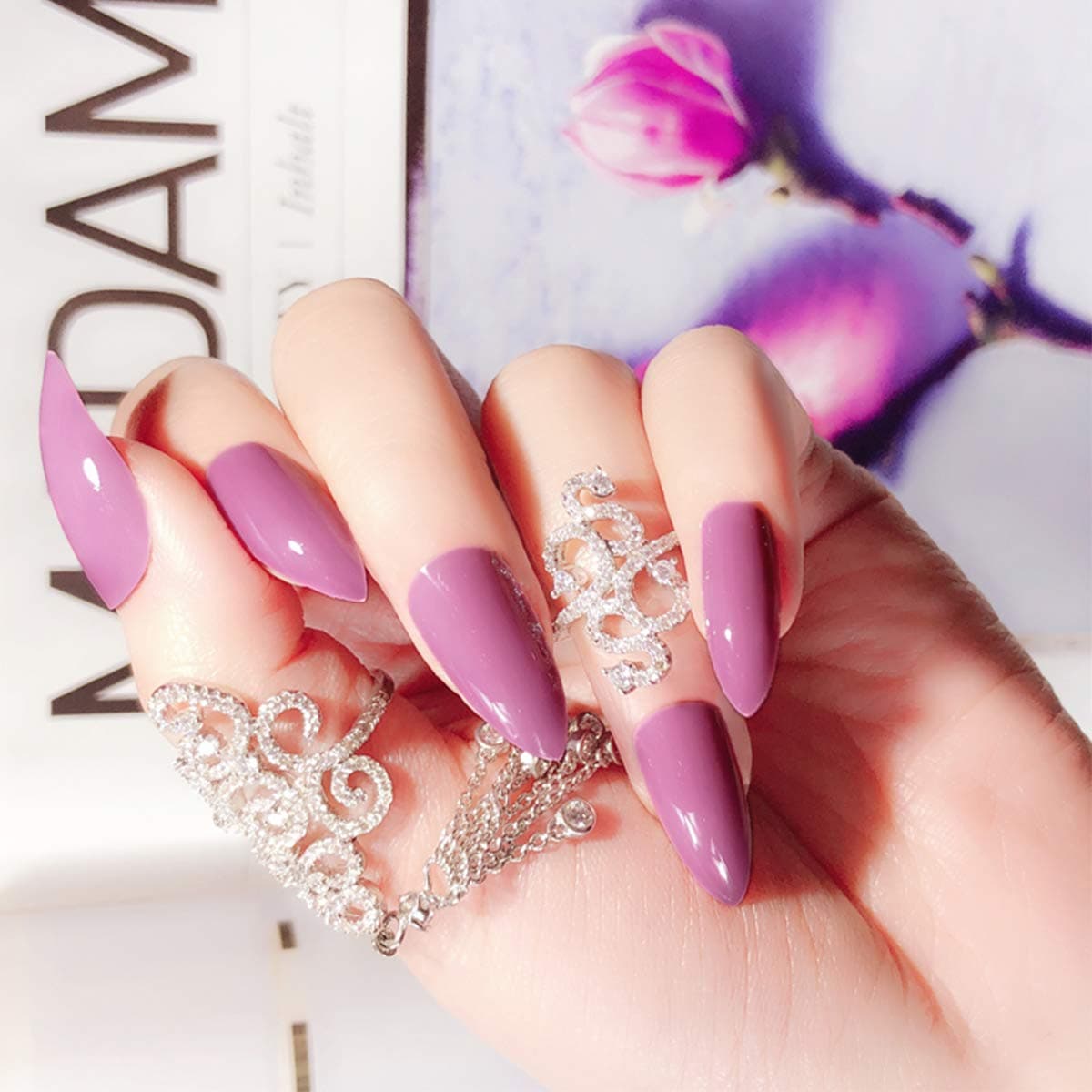 24Pcs Fashion Fake Nails, Tophany 12 Different Sizes False Nails Artificial Nails Long Full Cover Nail Art Accessories Long Press on Nails Nail Decoration for Women and Girls