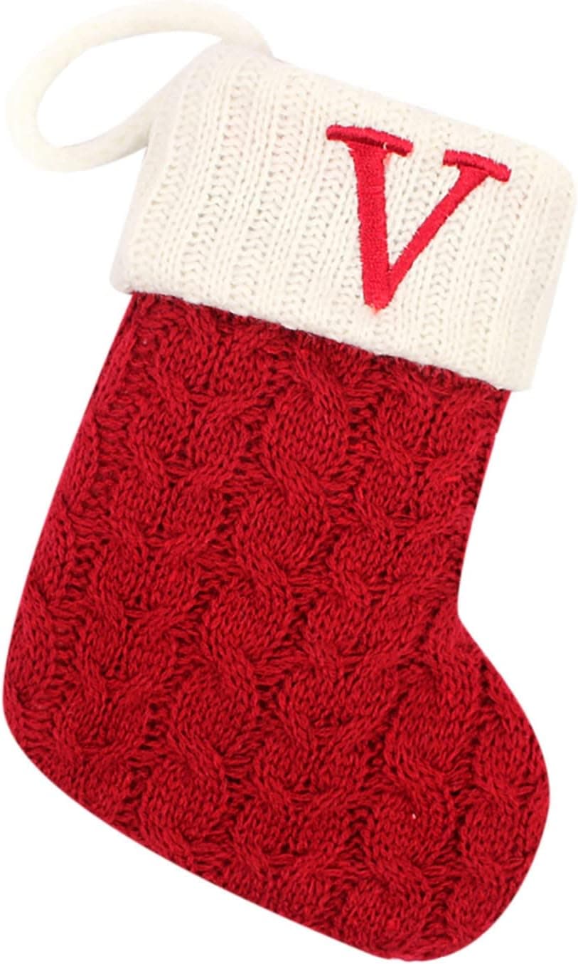 YUNZHAO Christmas 26 Letters Printed Stocking Wool Pendant Christmas Decorations, Classic Red and White Base Color, Gift Bag Socks Kids Gift Socks Ornament (Letter-V)