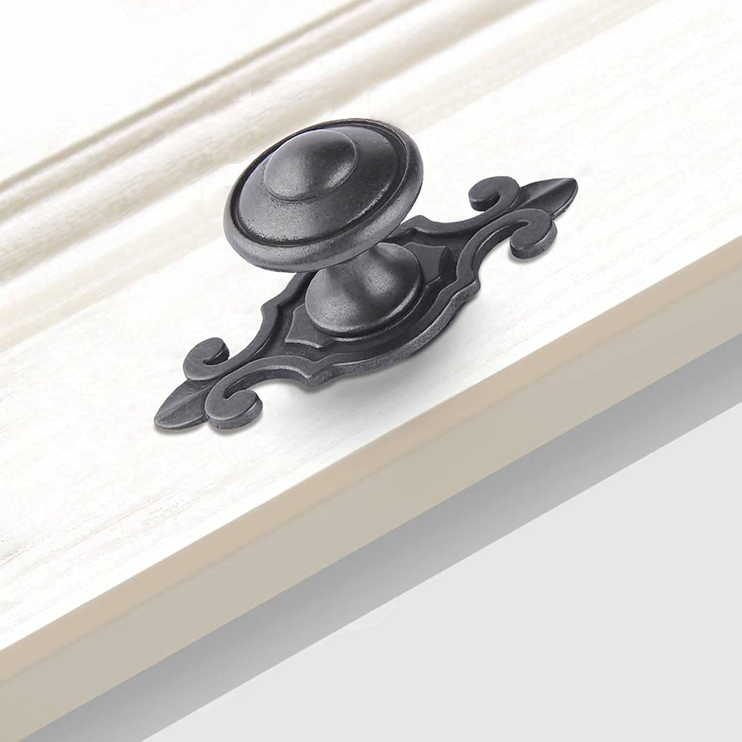 TIICA 4Pcs Antique Iron Kitchen Cabinet Knobs with Fleur de Lis Backplates, Rustic Black Rustic Top Ring Drawer Pulls Handles for Kitchen Bathroom Office, 2.92" Total Length (1.21" Diameter)