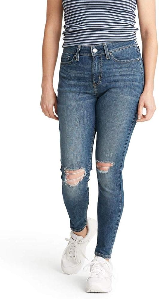 Signature by Levi Strauss & Co. Gold Label Women's Mid Rise Super Skinny Jeans