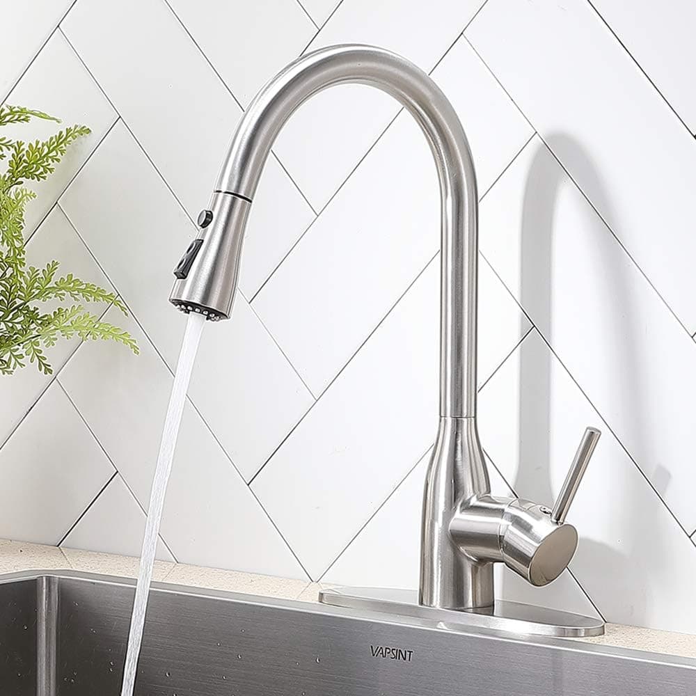 Stainless Steel Kitchen Faucet with Pull Down Sprayer,High Arc Brushed Nickel Single Handle Kitchen Sink Faucet,Pull Out Kitchen Faucets with 3 Modes Sprayer.