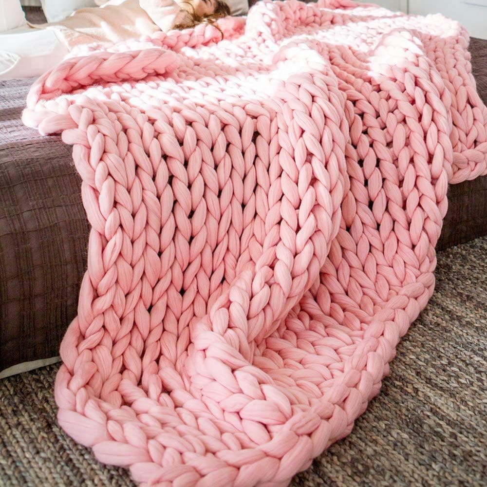 EASTSURE Chunky Knit Blanket Boho Merino Wool Hand Made Throw Bedroom Home Decor Giant Yarn,Pink,40"x47"