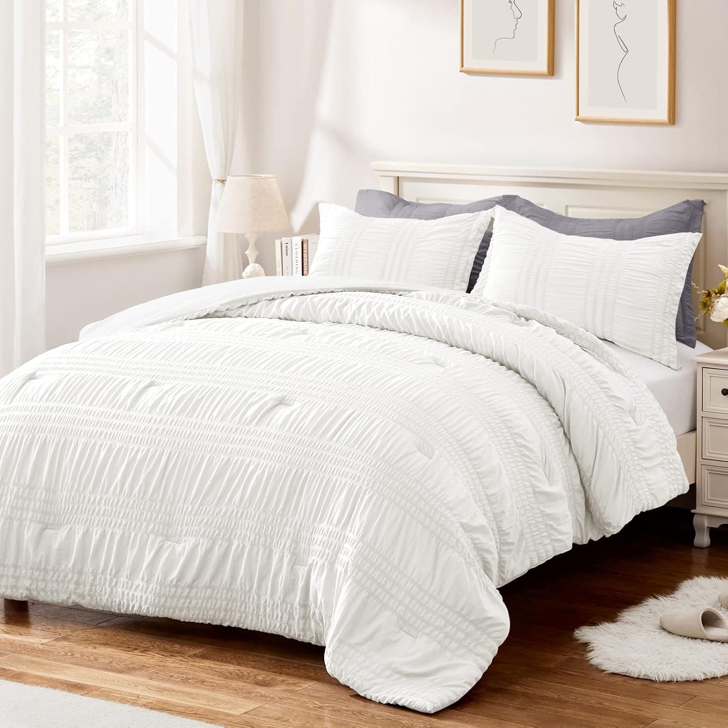 BYSURE 3 Pieces Seersucker Comforter Set - Full/Queen, White - Lightweight Down Alternative Textured Stripe Comforter (88x88) with 2 Pillow Shams for Summer