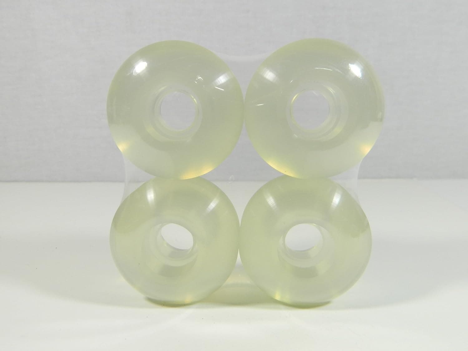 Blank 52mm x 31mm Pro Clear Color Skateboard Wheels (Clear)