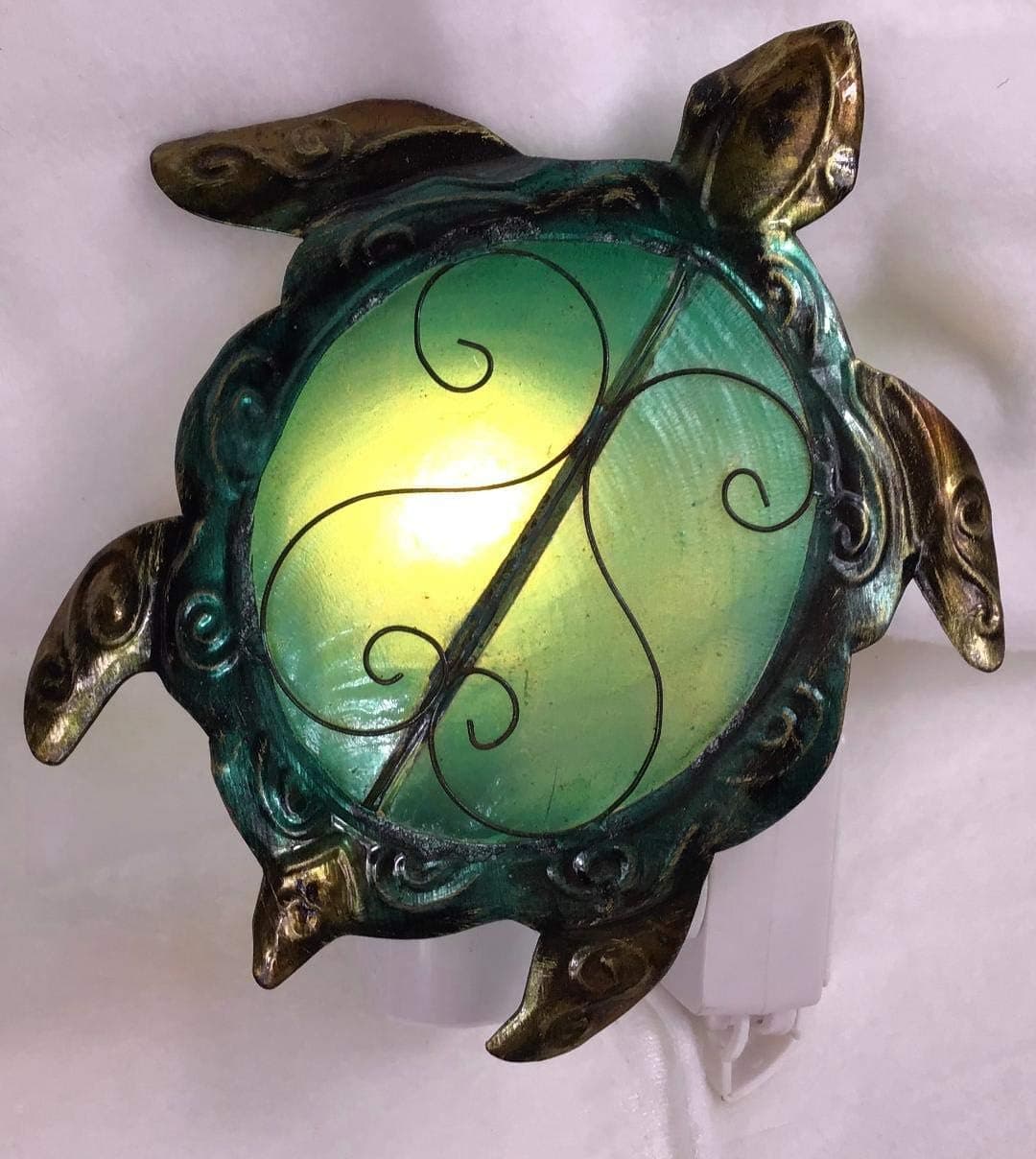 Capiz Shell and Hand-Painted Metal Turtle Night Light with Swivel Base BN12