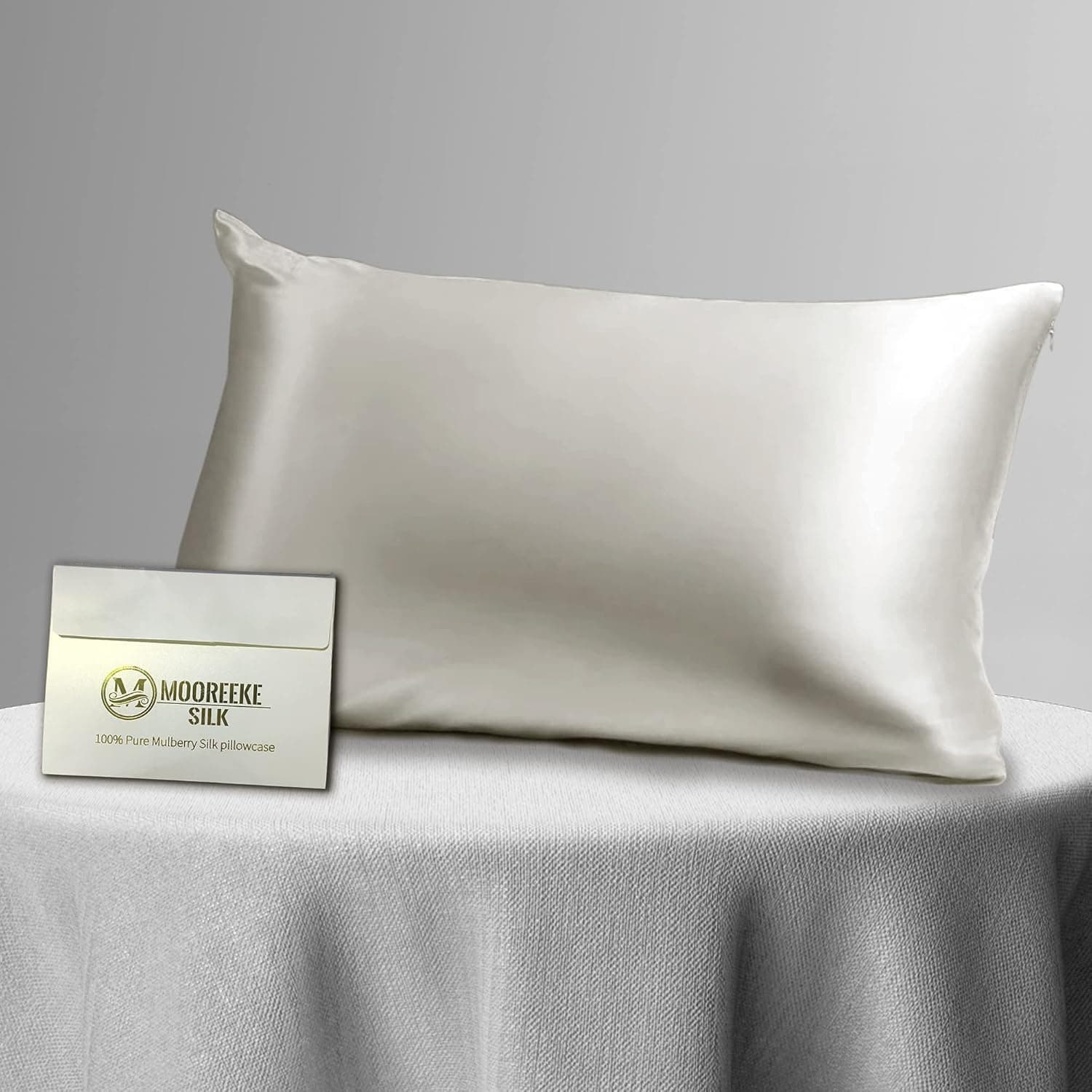 Mooreeke 100% Natural Mulberry Silk Pillowcase for Hair and Skin, 22 Momme Pure Silk Pillowcase with Hidden Zipper, Both Side Soft Silk Pillow Case (Ivory White, Standard 20''×26'')