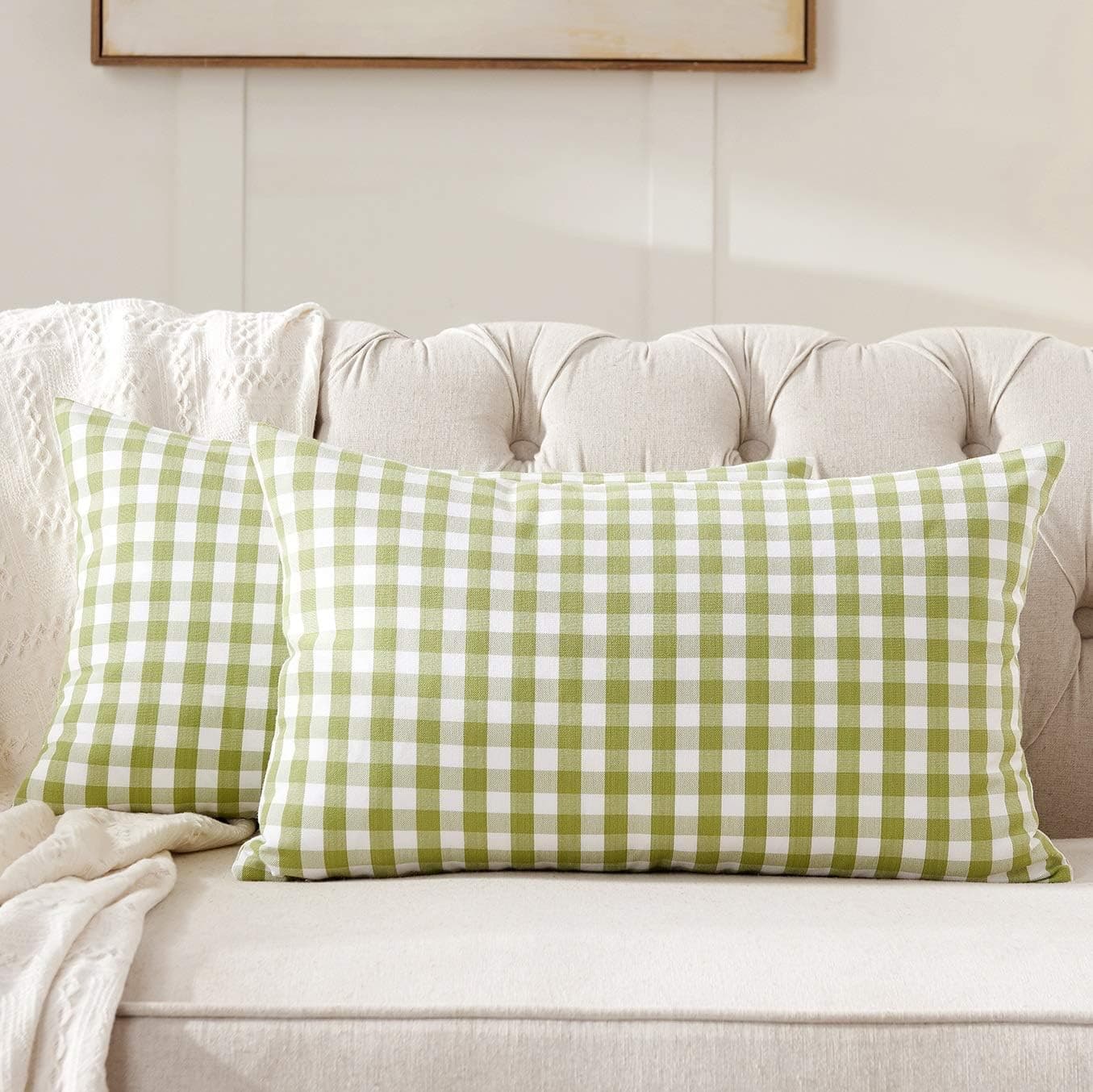 Foindtower Pack of 2 Lumbar Farmhouse Decorative Gingham Throw Pillow Covers Classic Checkered Plaid Cushion Cover Rustic Retro Decorations for Couch Bedding Chair 12 x 20 Inch Green and White