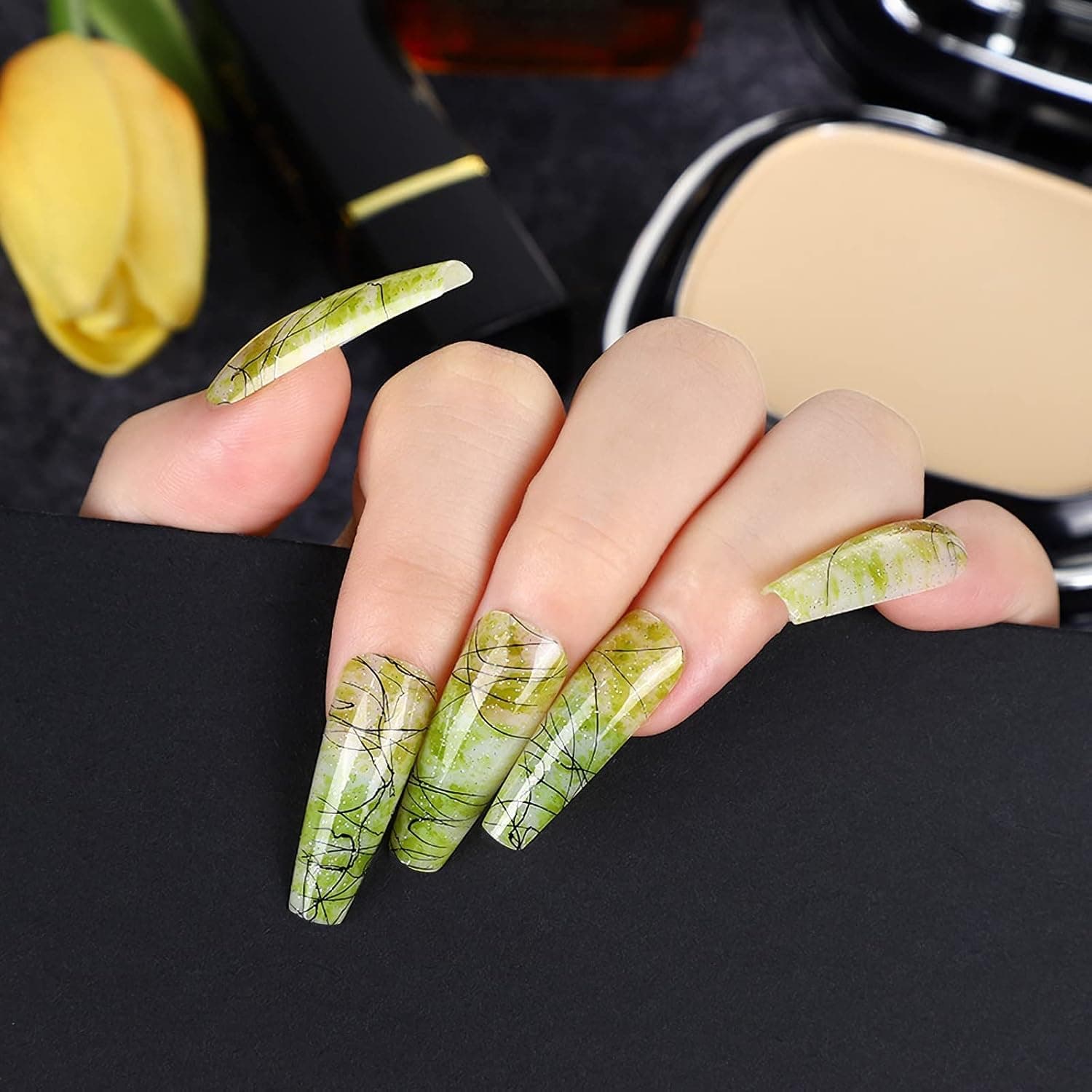 MERVF Coffin Press on Nails Long Green Fake Nails Minimalist Lines Ballerina Acrylic Nails Glossy 24PCS False Nails for Women and Girls