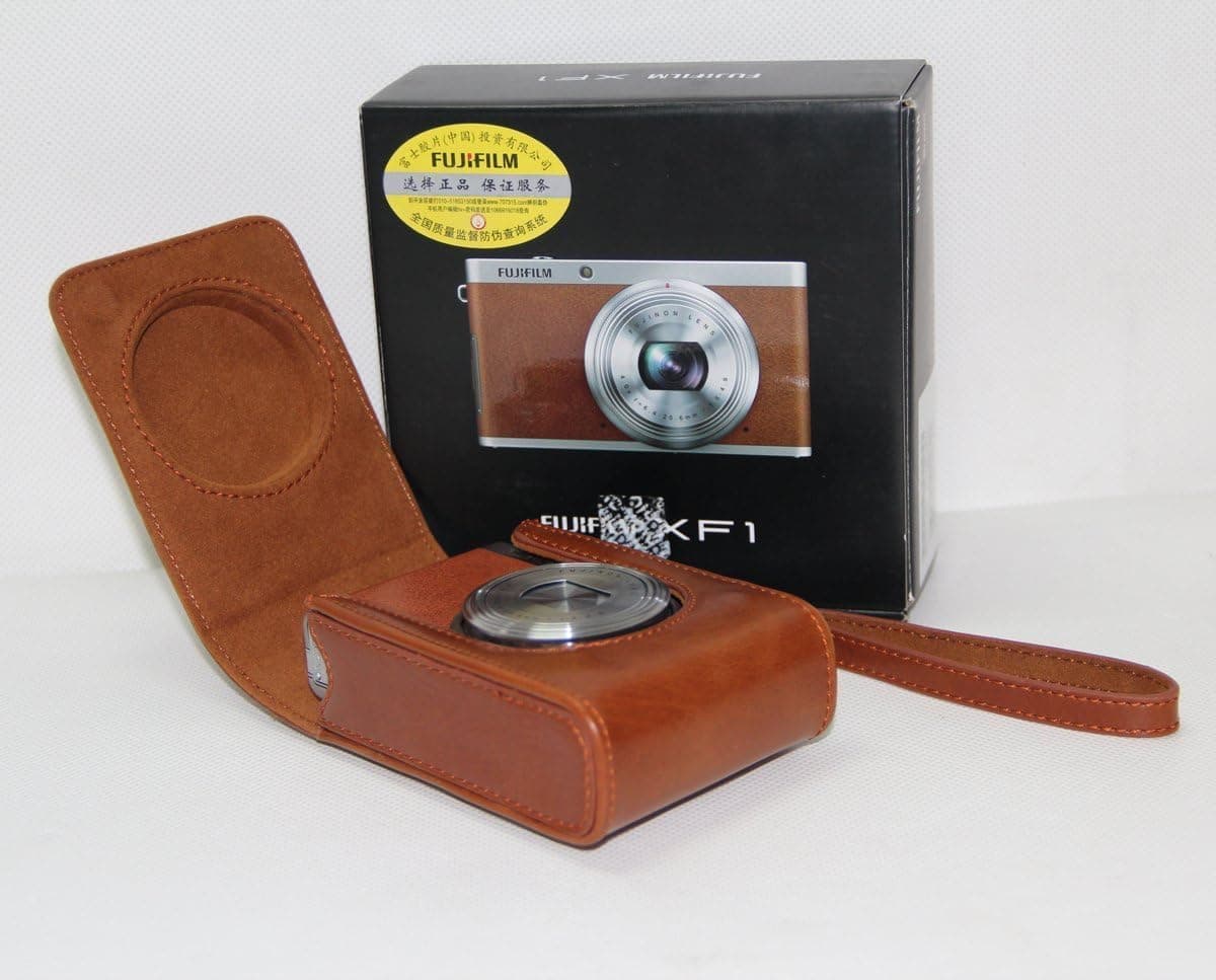 TechCare Ever Ready Protective Leather Camera Case Bag for Fujifilm XQ1, Fujifilm XF1 (Brown)