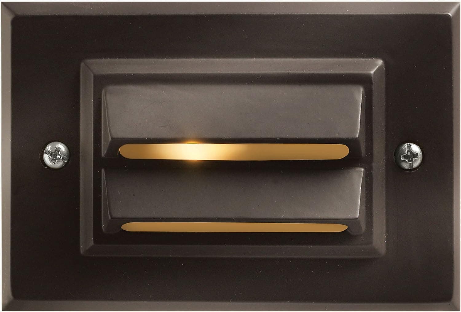 Hinkley Lighting Landscape Deck Light - Hardscape Deck Light to Illuminate Exteriors and Increase Home Security, Bronze Finish, 1546BZ