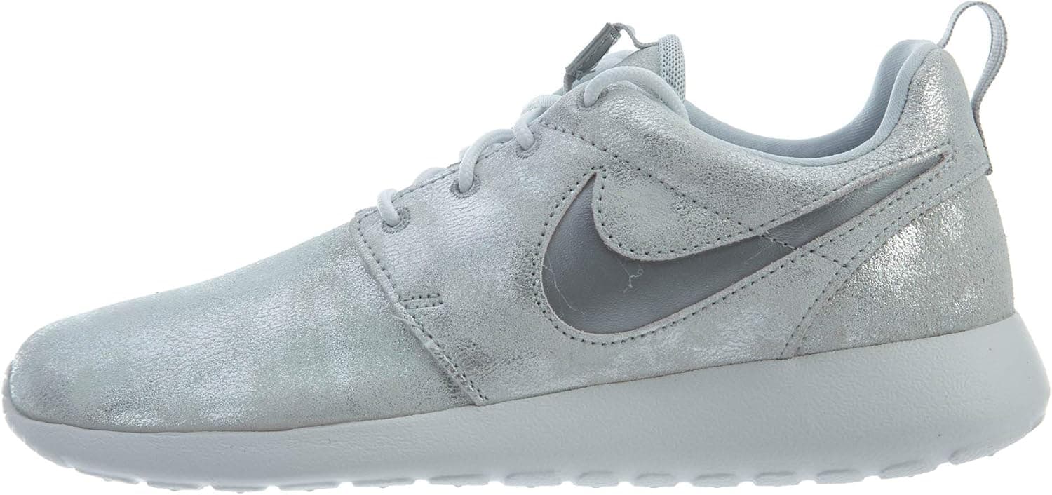 Nike Women's Roshe One Running Shoe