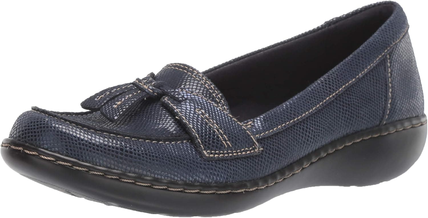 Clarks Women's Ashland Lily Loafer