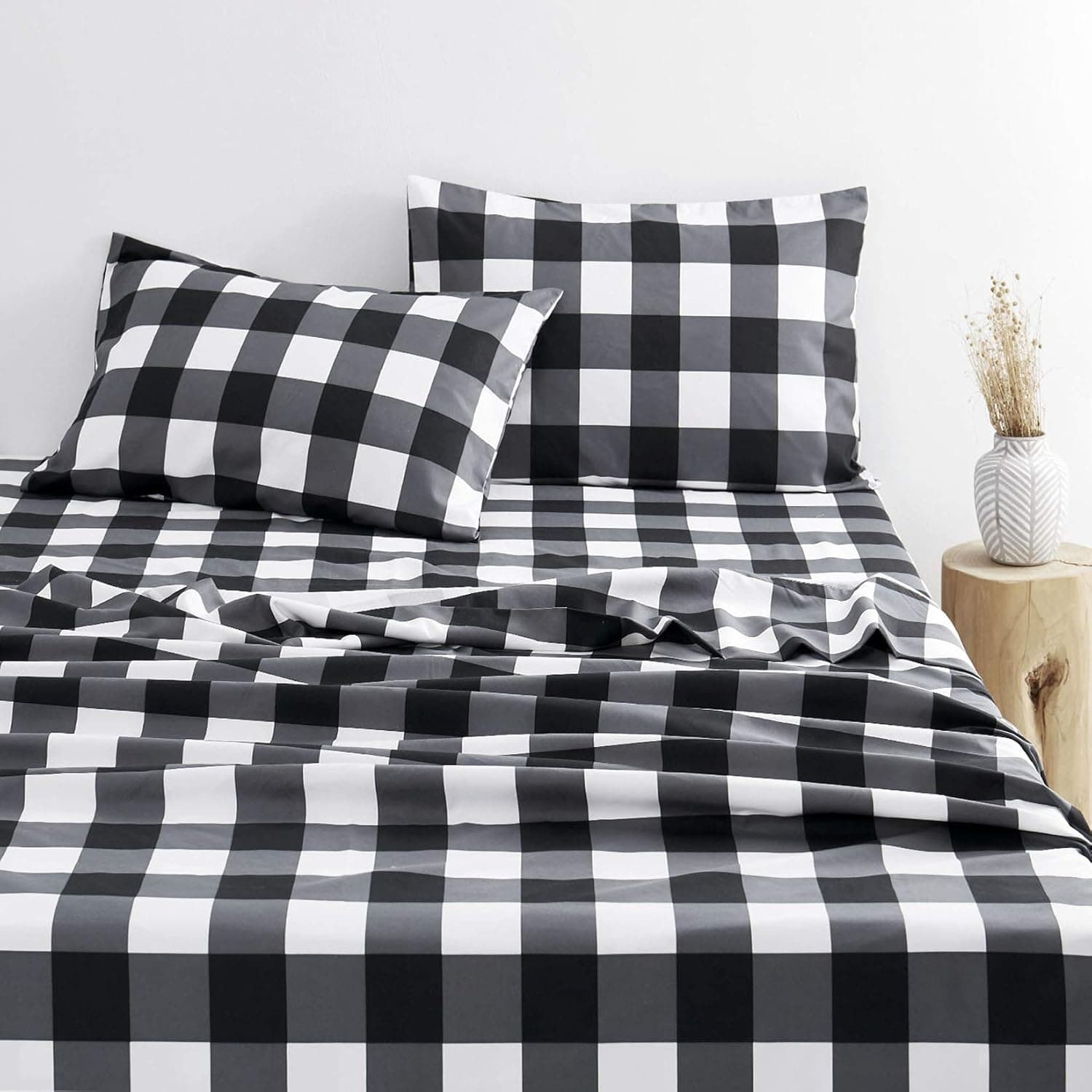 Wake In Cloud - Gray Plaid Sheet Set, Buffalo Check Gingham Geometric Checker Pattern Printed in Dark Grey White, Soft Microfiber Bedding (4pcs, Queen Size)