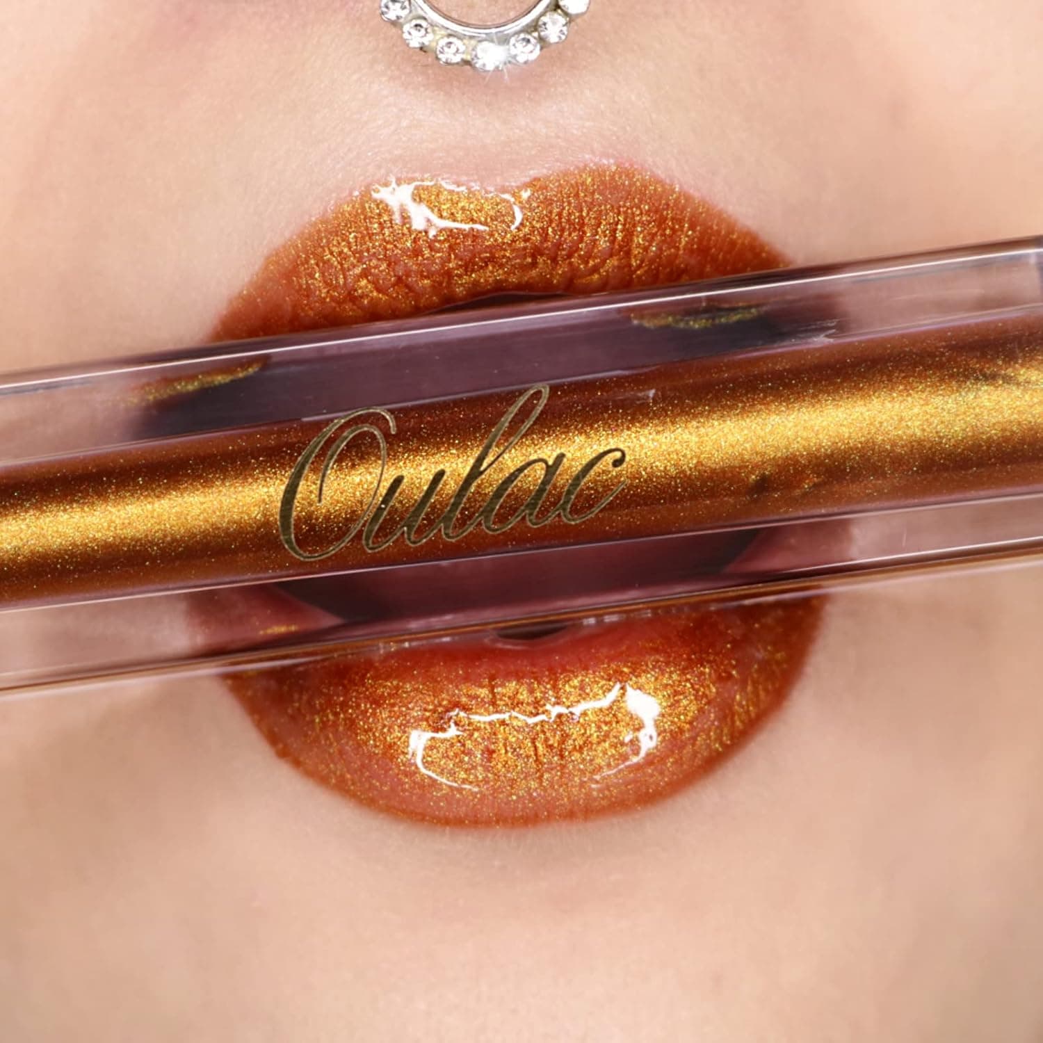 Oulac Gold Glitter Lipgloss with Mirror Finish Moisturizing & Reduce Fine Lines Lip Oil Refuse Chapped Lips Non Sticky Lip Gloss for Girls Women, 4.5ml/0.15fl.oz, Brown with Glitter (C07)