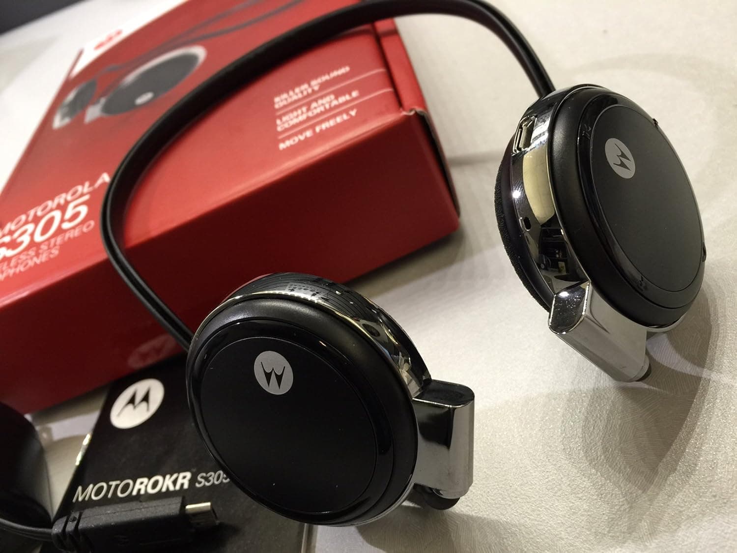 Motorola S306 Stereo Headset - Retail Packaging - Retail Packaging - Black