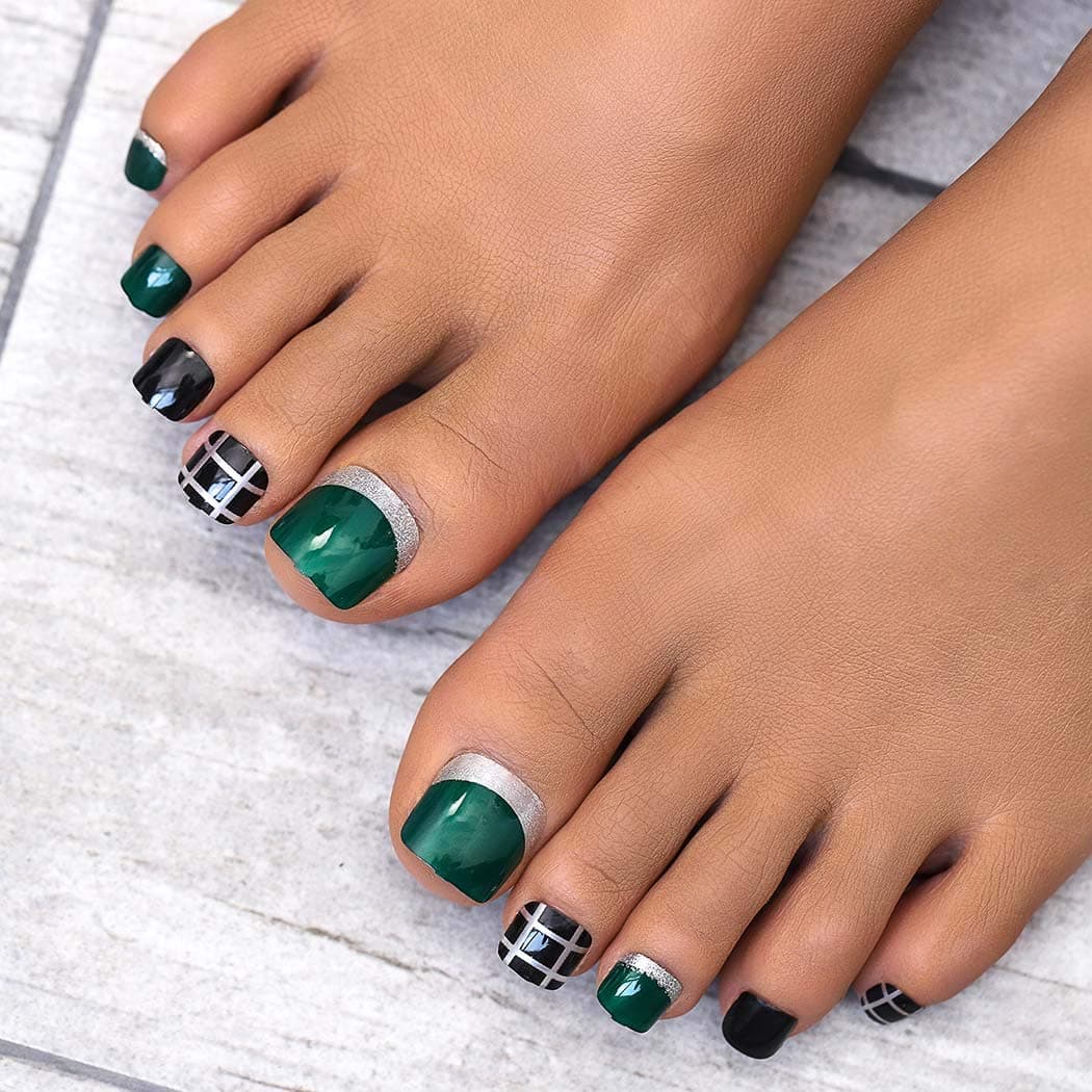 Campsis 24Pcs False Toe Nails Bling Fake Toe Nails Green Short Full Cover Nail Foot Nails for Women and Girls