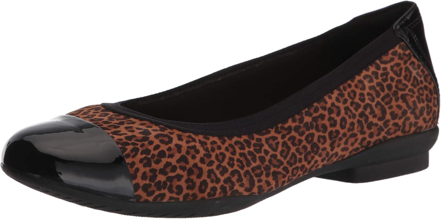 Clarks Women's Sara Orchid Ballet Flat