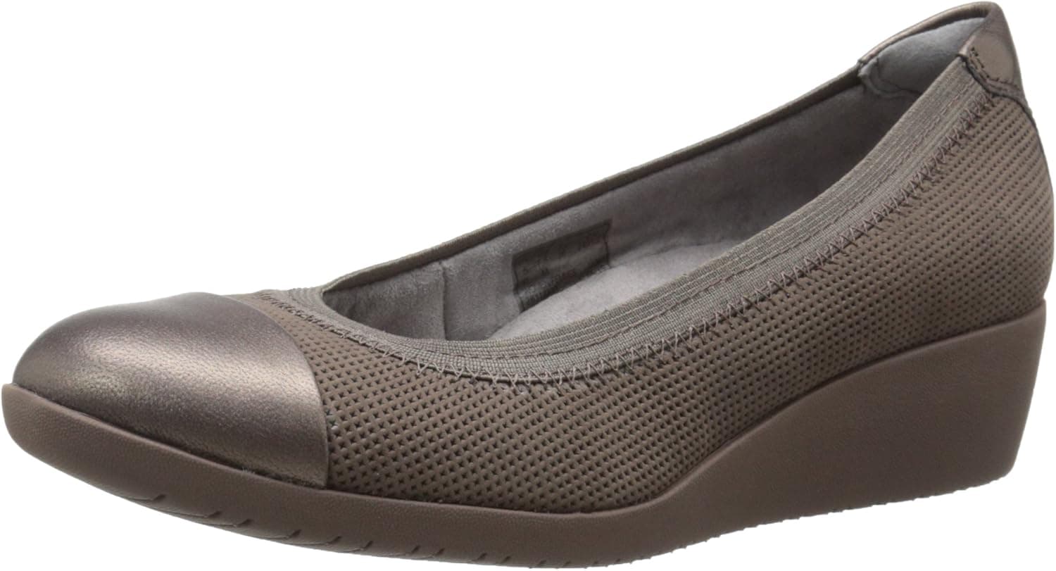 Clarks Women's Petula Sadie Pump