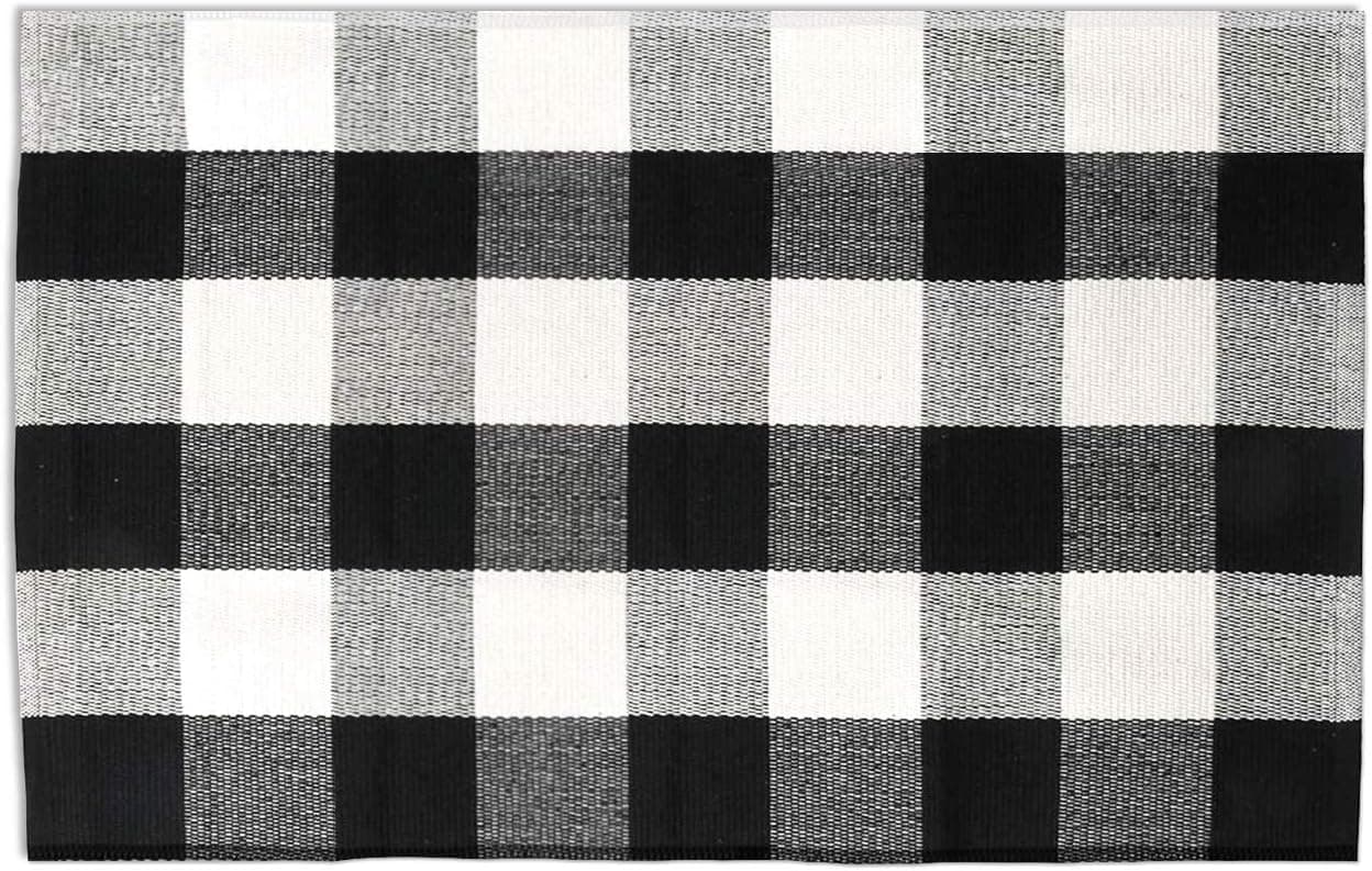 Artoid Mode Black and White Buffalo Plaid Home Decorative Doormat Hand-Woven Cotton Rug, Seasonal Daily Holiday Party Low-Profile Area Rug Floor Mat Switch Mat for Indoor Outdoor 24 x 36 Inch