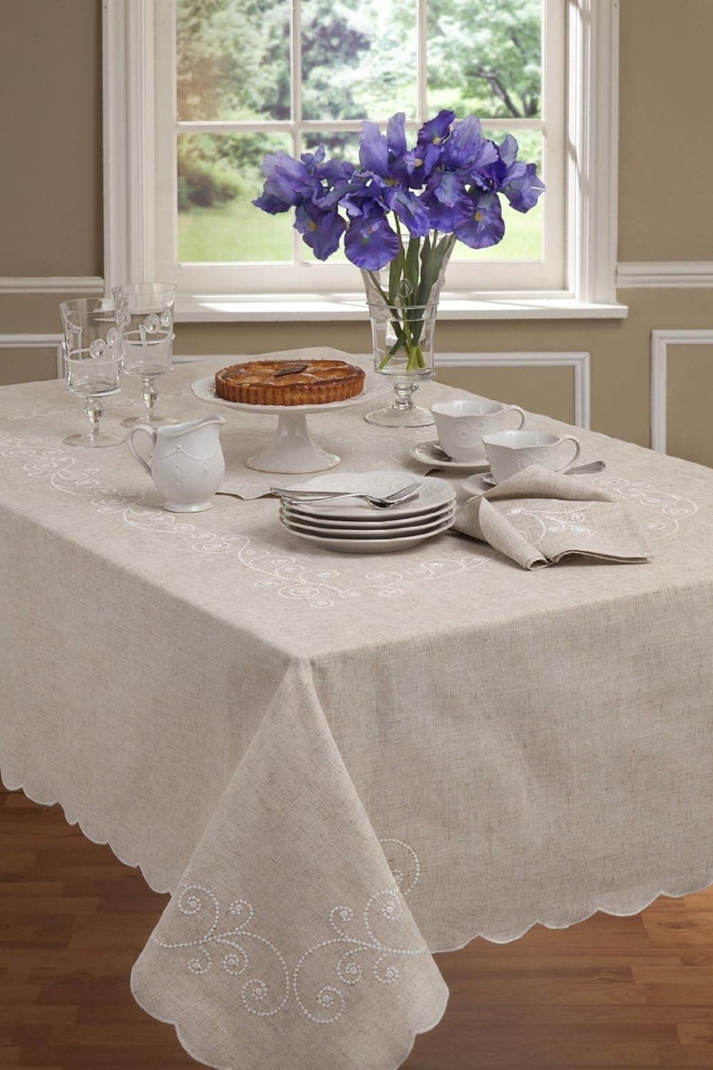 Bardwil Lenox French Perle Tablecloth 52x70
