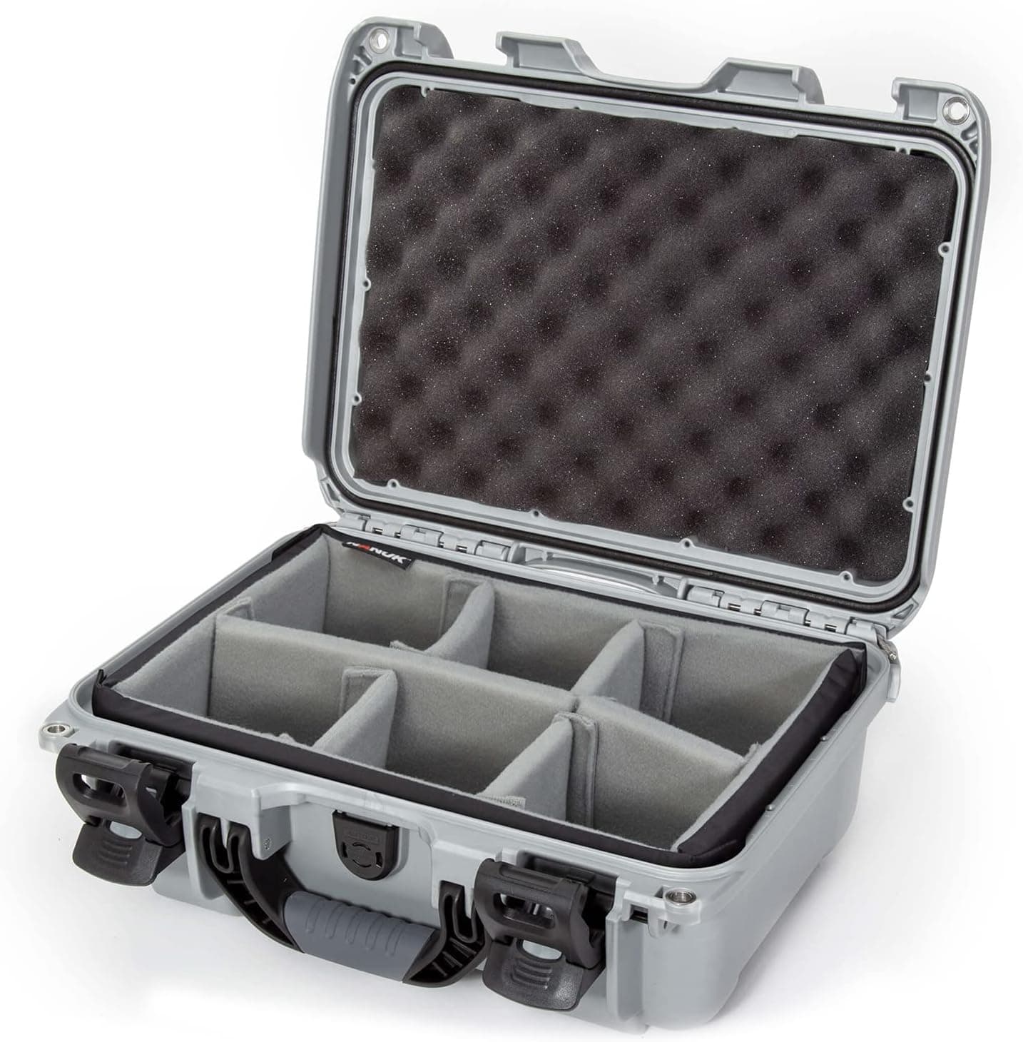 Nanuk Case w/padded divider - Silver 915-2005