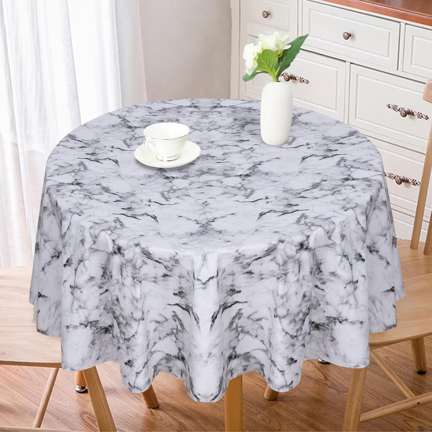 Vonabem 100% Waterproof Round PVC Tablecloth, Vinyl Table Cloth Cover with Flannel Backing Oil Spill Proof Wipeable Table Cloths for Indoor Outdoor