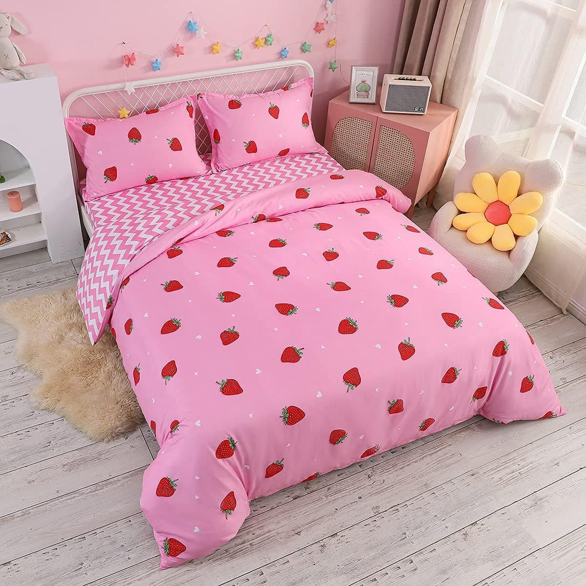 Feelyou Cute Strawberry Bedding Set Kawaii Japanese Anime Duvet Cover with 2 Pillowcases, Full 100% Microfiber Reversible Comforter Cover for Girls Kids Toddler Soft Comfy Pink (Full, 3Pcs)