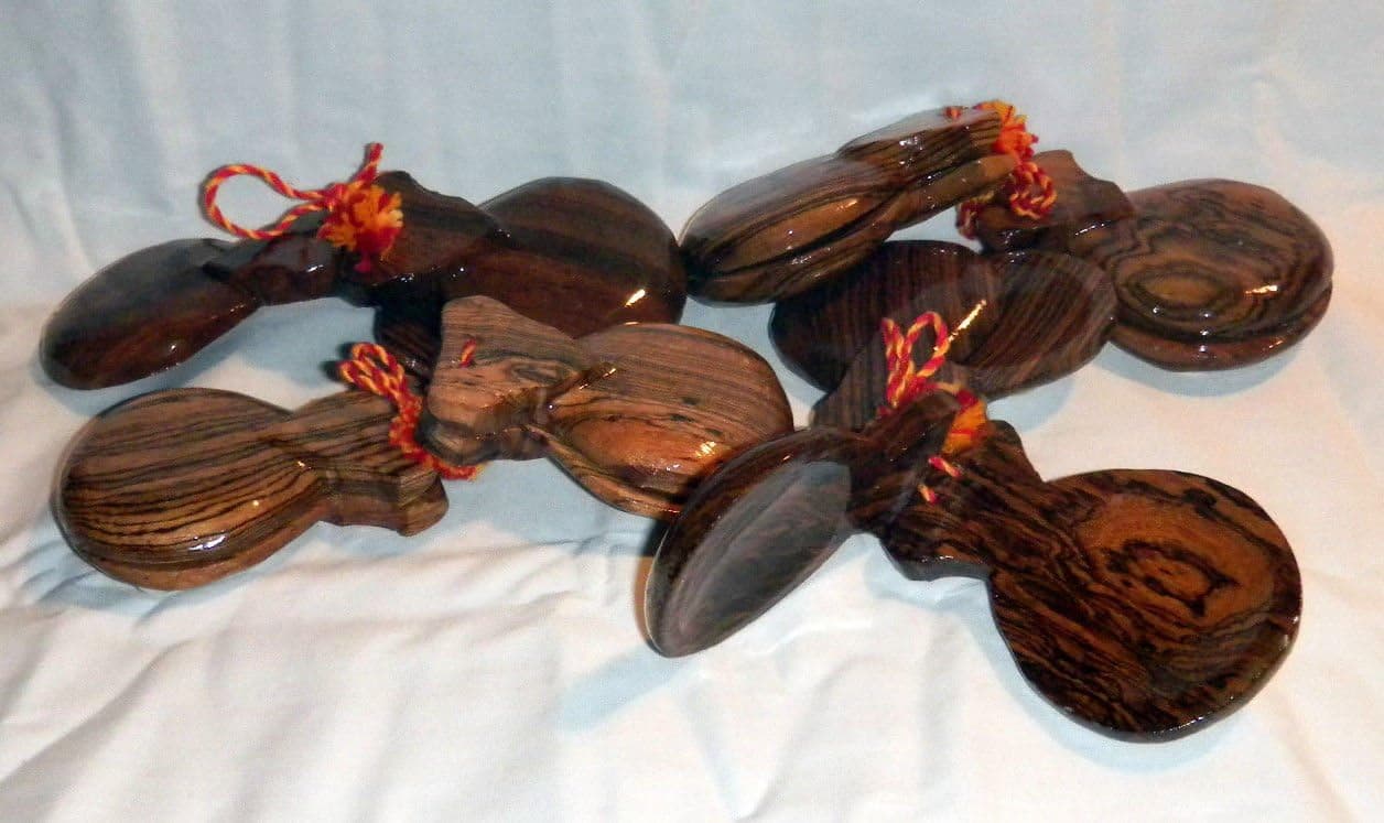 Wood Castanets Set- Castanuelas for Flamenco Dances Musical Instrument Rattles New