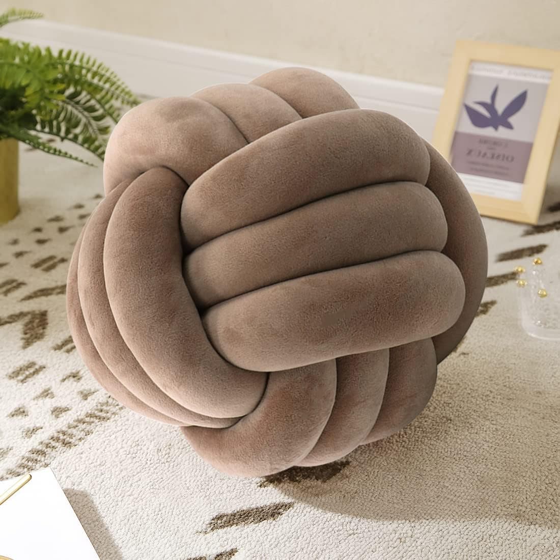 Knot Pillow Ball-Shaped Decorative Throw Pillows Cute Couch Cushion Knotted Plush Pillow Suitable for Living Room Bed Decoration Handmade Braided Throw Pillows (C, 27cm)