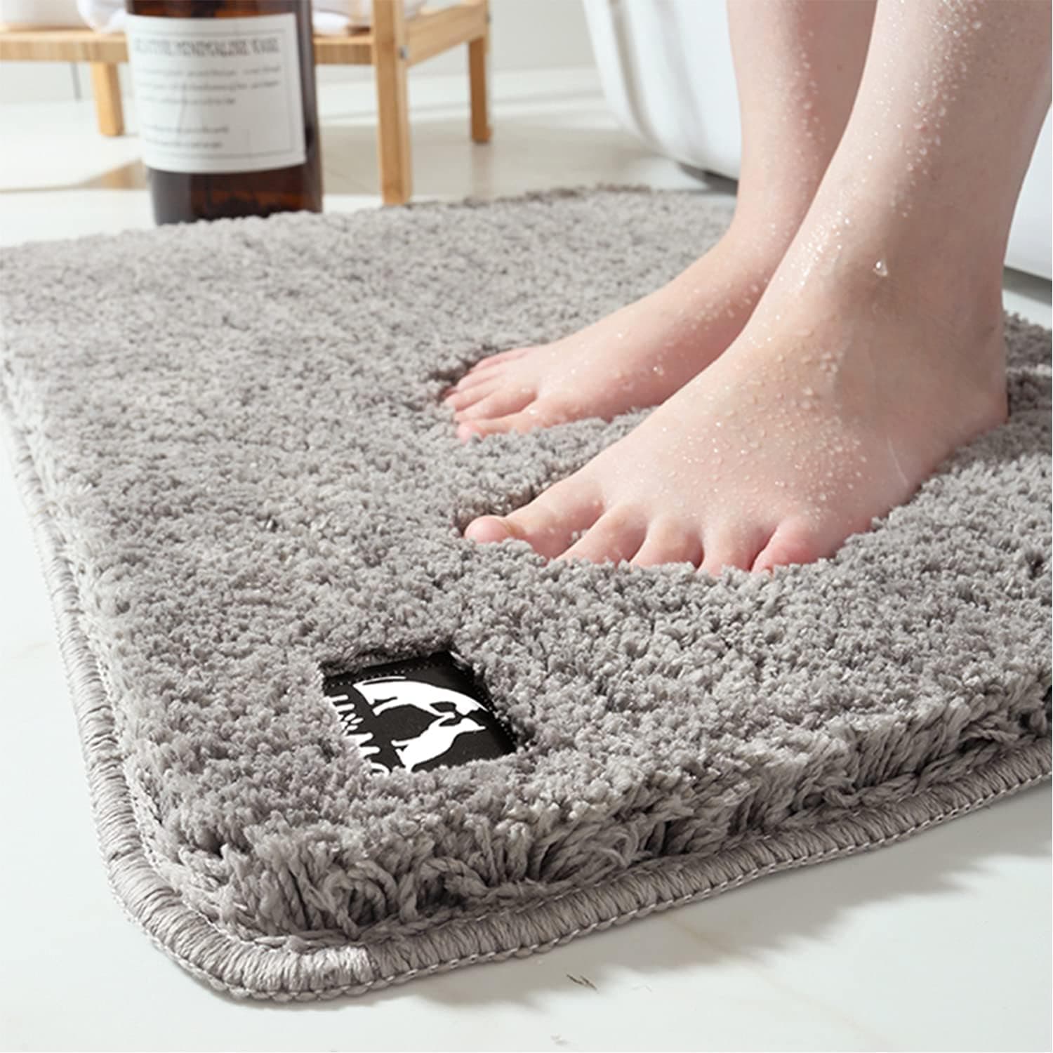 PURITY BABE Non-Slip Soft Rug Mat for Tub Shower Bathroom and Bedroom Washable Microfiber Extra Absorbent Shaggy Small Area Carpet Litght Gray Bathmat 20X32 in