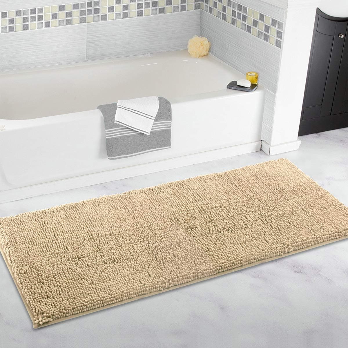 ITSOFT Plush Microfiber Long Runner - Non Slip Soft Bathroom Rug, Absorbent Machine Washable Chenille Bath Mat | Quick Dry Carpet, Great for Bath, Shower, Bedroom, or Door Mat (Beige, 47x21)