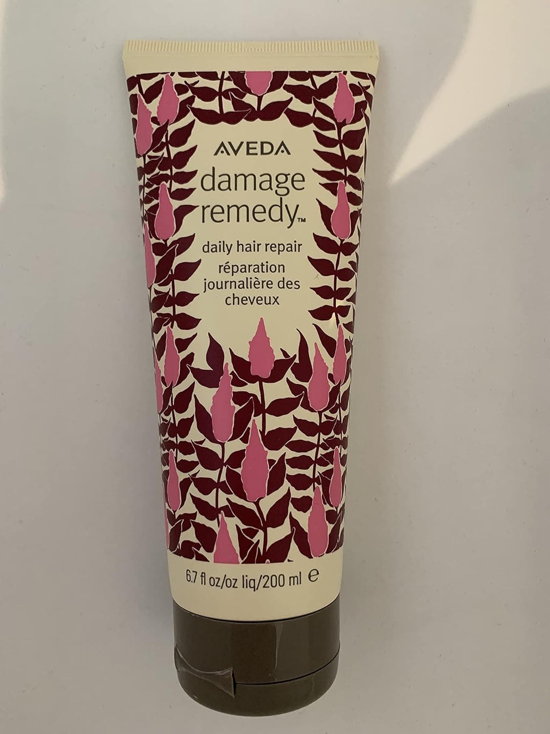 Aveda limited-edition damage remedy daily hair repair 6.7oz /200ml