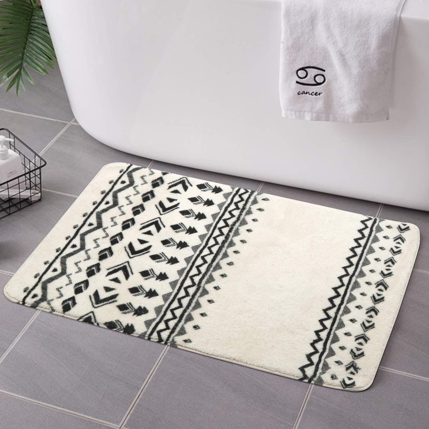 Uphome Geometric Bathroom Rugs 20x31 inch Luxury Modern Velvet Bath Mat Boho Tribal Non-Slip Bath Rug Soft Microfiber Machine-Washable Floor Rugs for Shower Bathtub