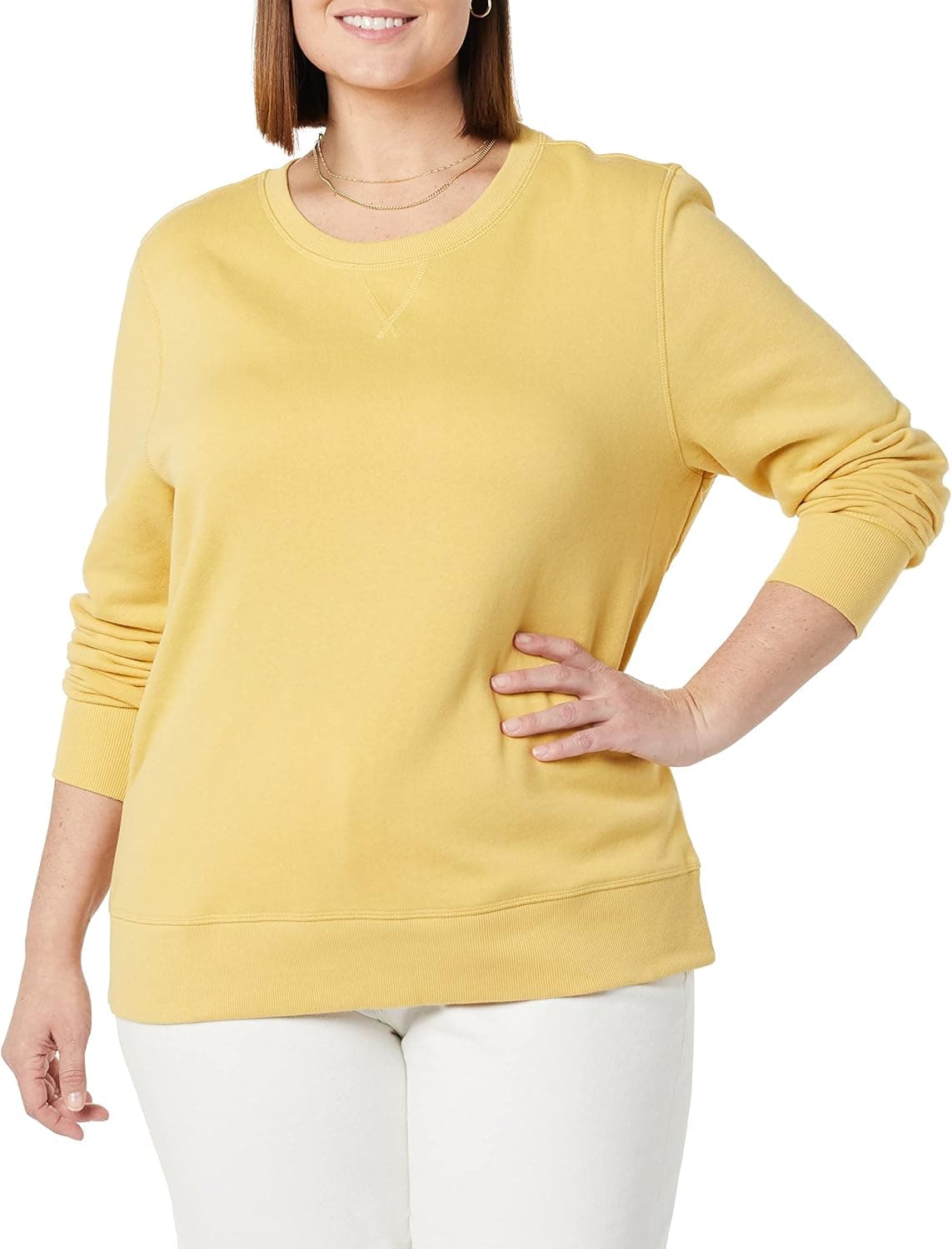 Amazon Essentials Women's French Terry Fleece Crewneck Sweatshirt (Available in Plus Size)