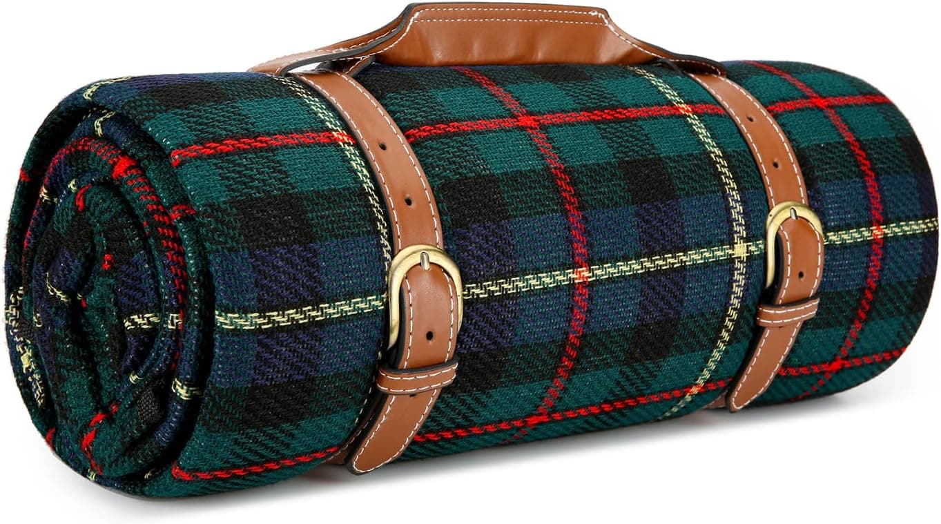 Picnic Mat,79"x79"Oversized Picnic Blanket Waterproof Sandproof Beach Mat for 6-8 Adults, Large and Thick Gingham Picnic Blanket for Beach Mats or Family Outdoor Camping Parties, Dark green plaid