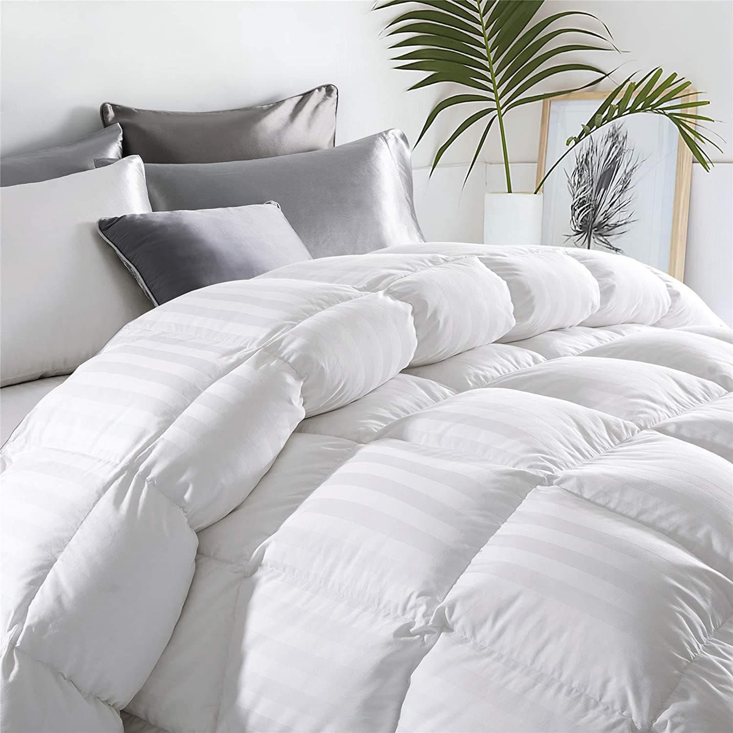 Joysoul Goose Feather Down Comforter Queen Size, All Season Down Duvet Insert, 500 Thread Count, 100% Cotton Fabric with 4 Corner Tabs Down Quilt (White, 90x90”)