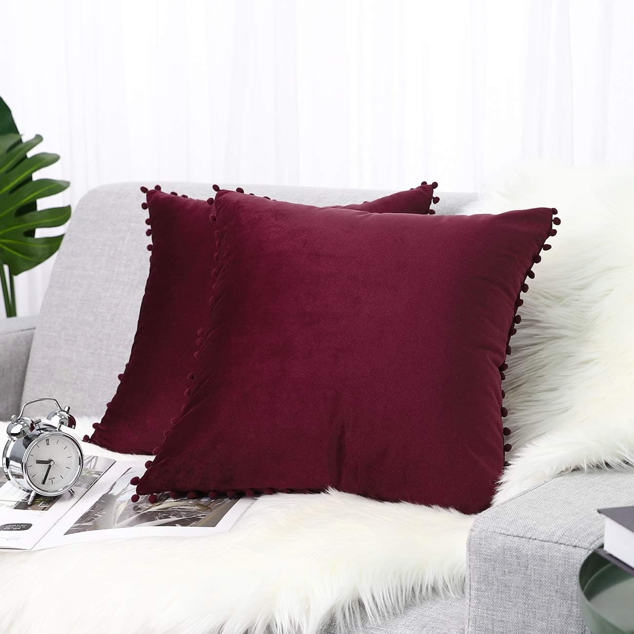 Lewondr Velvet Throw Pillow Cover, 2 Pack Soft & Luxurious Pom Pom Pillow Cover Sofa Cushion Covers Sham with Tassel Balls for Home Bed Car Seat Christmas Decor 18"x18"(45x45cm), Burgundy