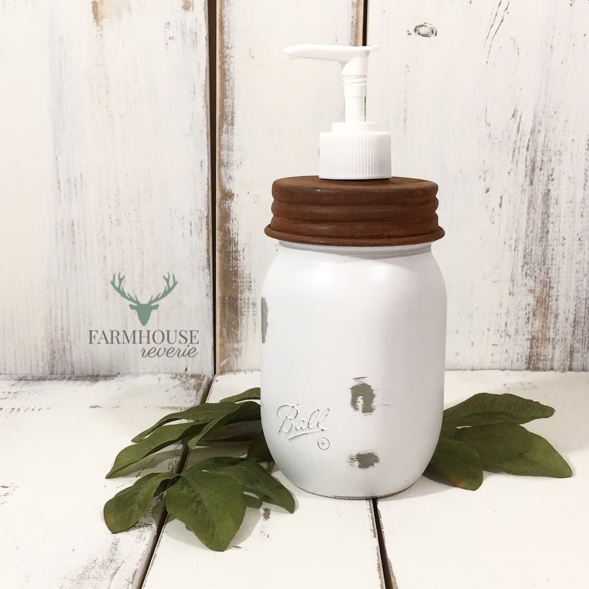 White Rustic Mason Jar Soap Dispenser | White Soap Dispenser | Farmhouse Bathroom Decor | Rustic Bathroom Decor | Vintage Decor | Rustic Kitchen Decor | Farmhouse Kitchen Decor