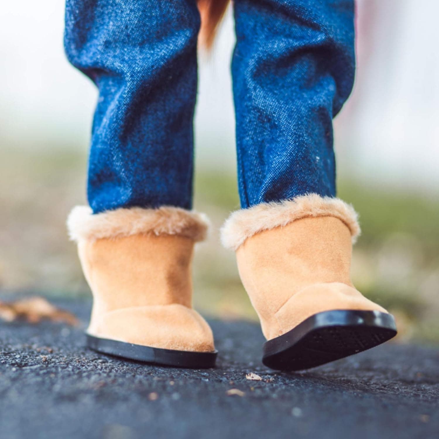 18" Doll Shoes Clothing Accessory For American Girl , Sherpa Style Boot & Shoe Box
