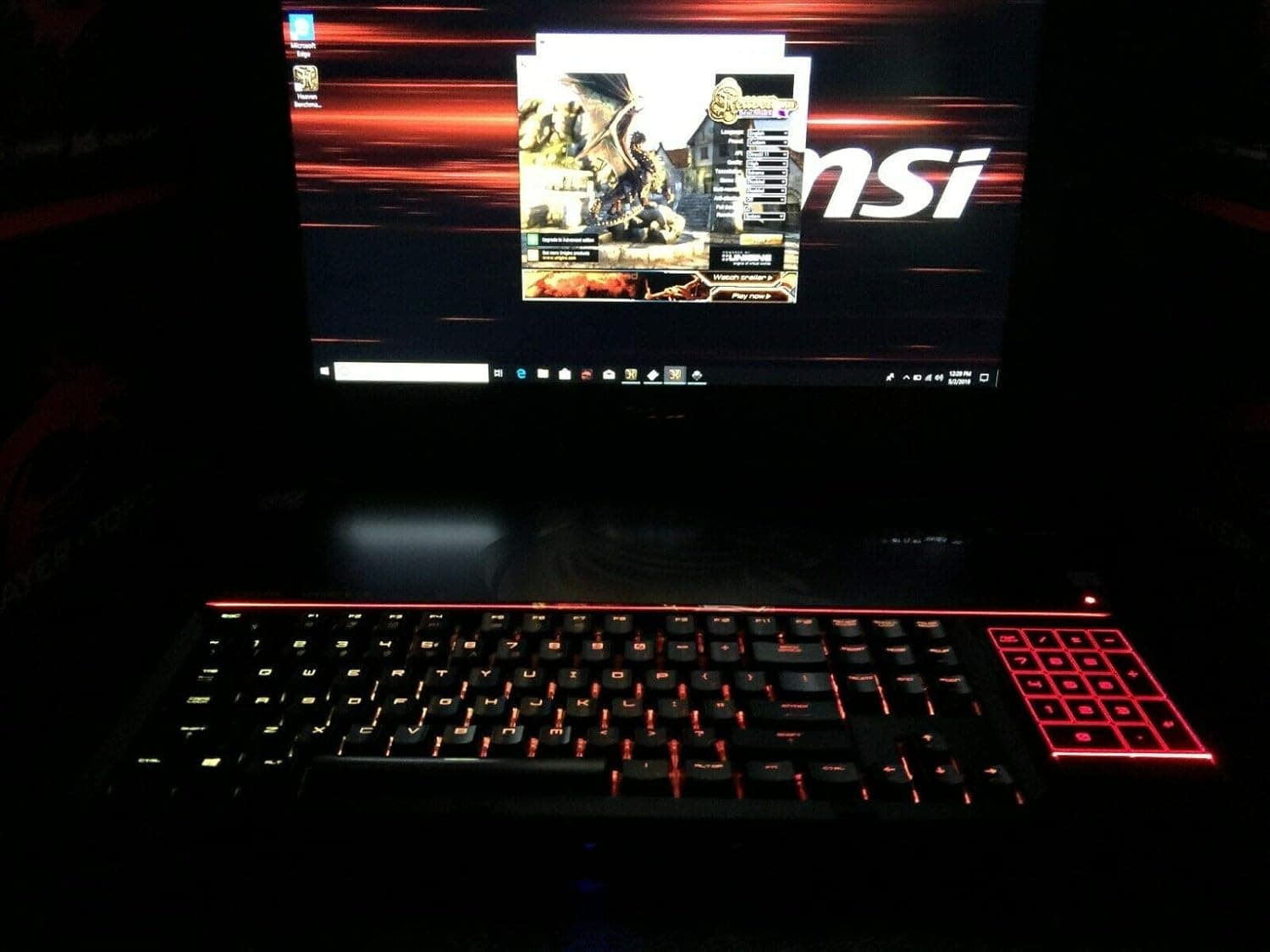 MSI GT83 TITAN-027 Full HD Extreme Gaming Laptop i7-8850H (6 cores) GTX 1080 [SLI] 16G, 32GB 1TB SSD + 1TB HDD, 18.4"