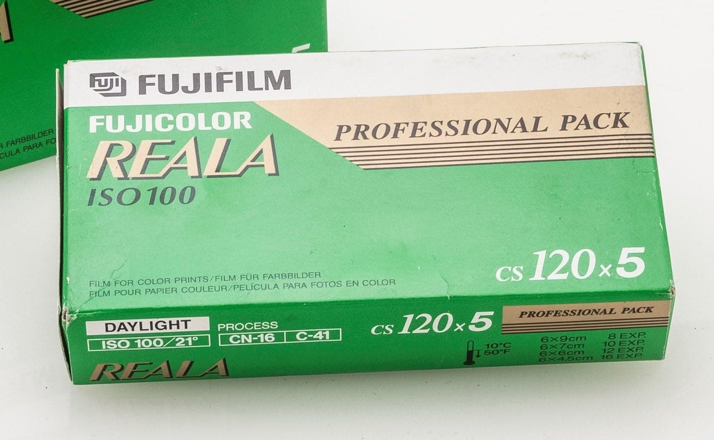 Fujifilm 132758 Fujicolor REALA 100 Color Negative Film, ISO 100 120 - 5 Pack