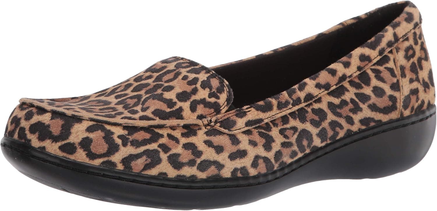 Clarks Women's Ashland Jam Loafer