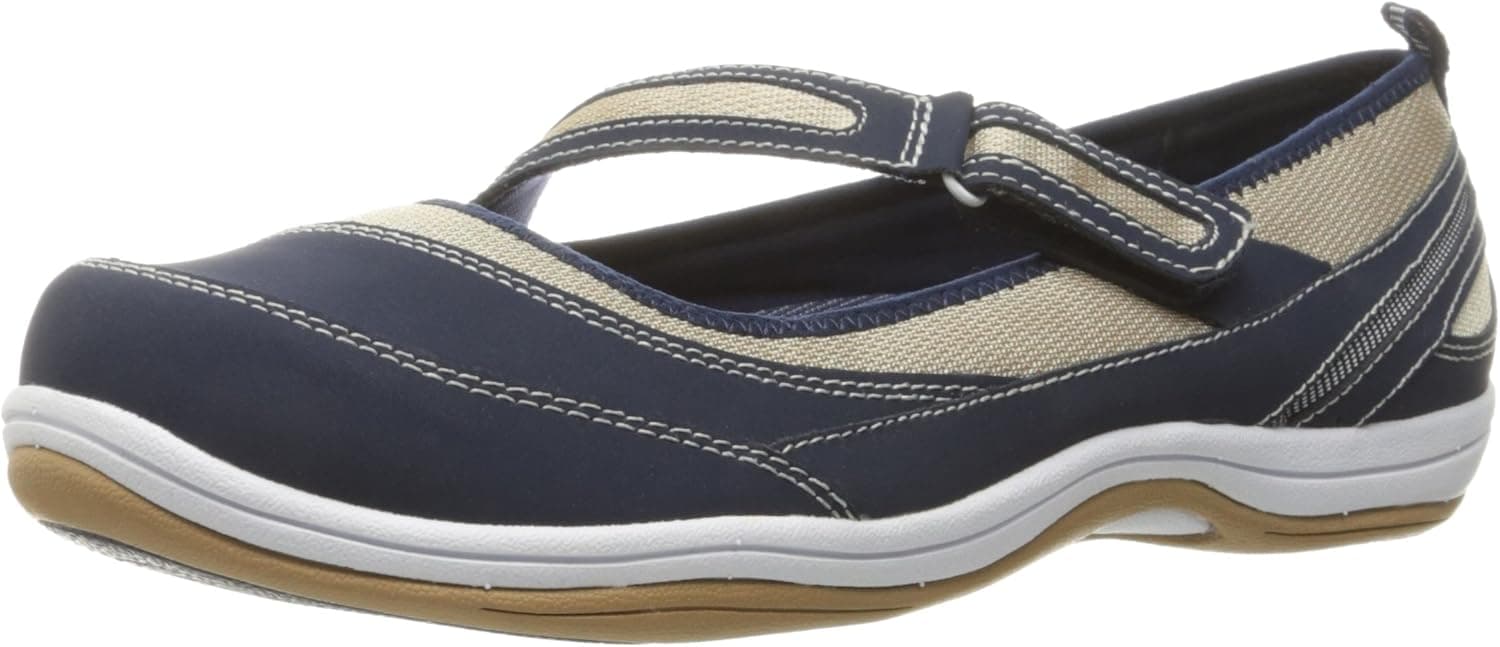 Easy Street Women's Jules Flat