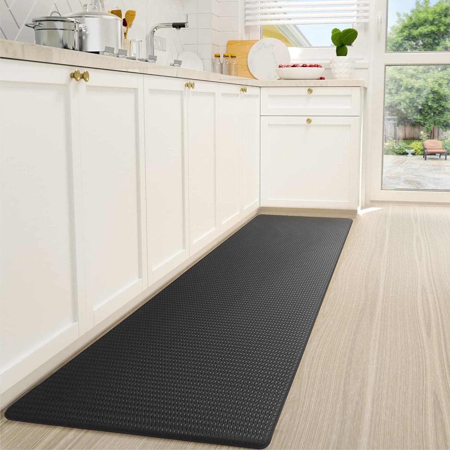 Color G Kitchen Rugs, Kitchen Runner Rug Kitchen Floor Mat, Cushioned Anti-Fatigue Kitchen Mat, Non Skid Waterproof Comfort Standing Kitchen Rugs and Mats, Memory Foam Kitchen mat, 17"x79", Black