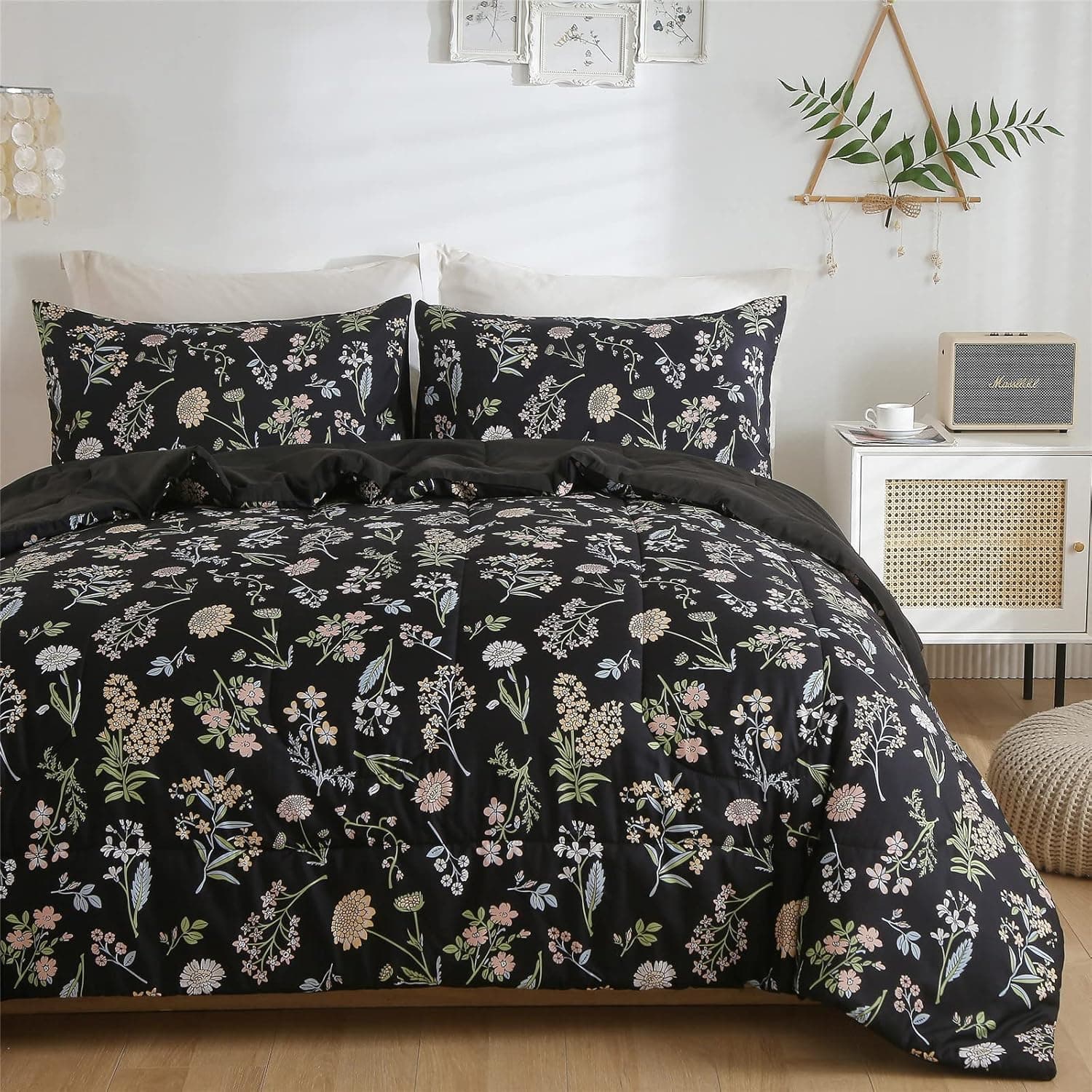 Floral Comforter Set King Size, Yellow Green Botanical Flower Leaves Printed Black Comforter for Kids Teen Women, 3 Piece Soft Microfiber Bedding Set with 2 Pillow Cases for All Season(Black,King)