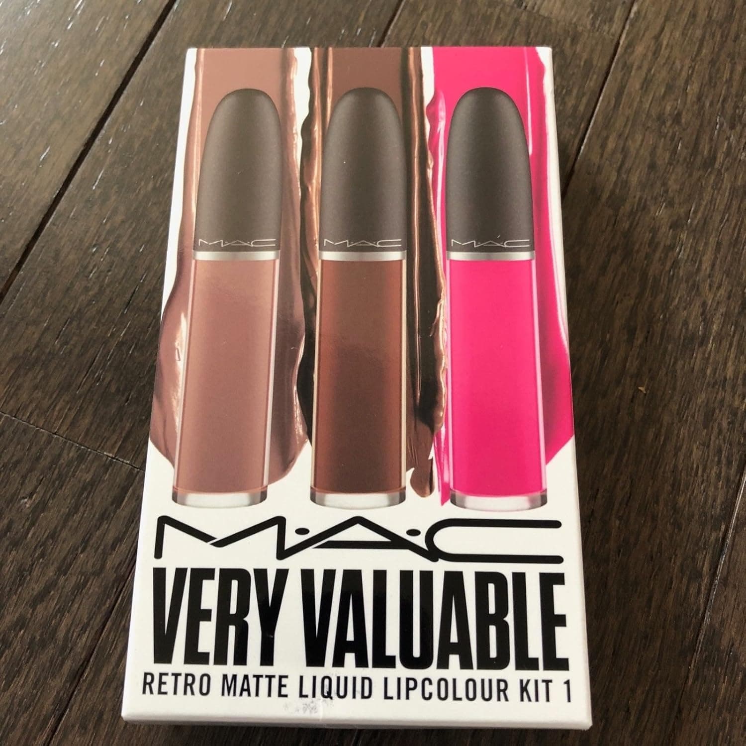 MAC Very Valuable Retro Matte Liquid LipColor Kit 1