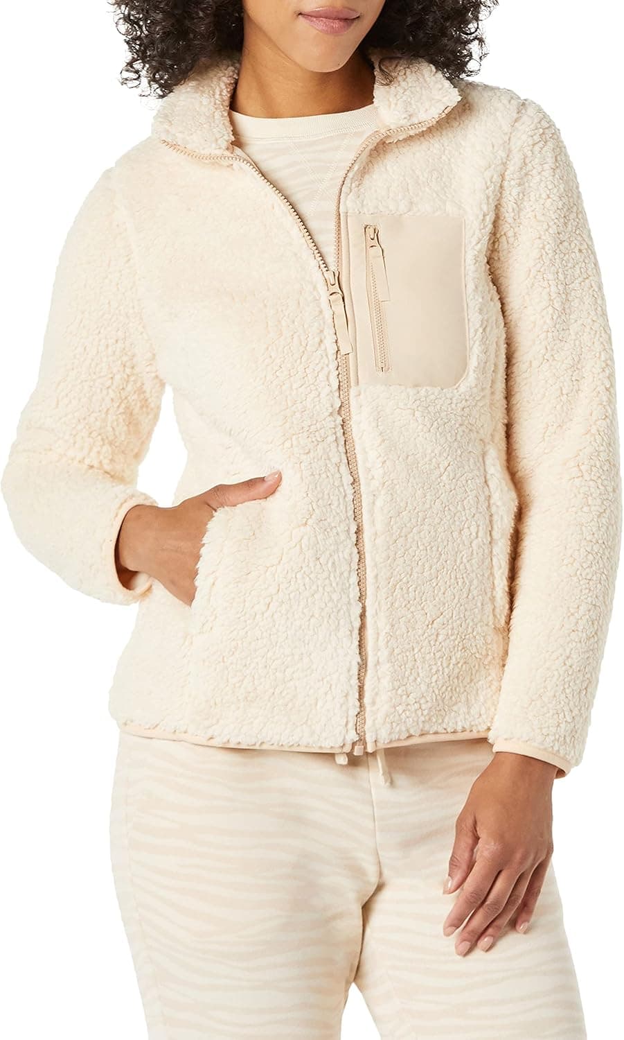 Amazon Essentials Women's Sherpa Long-Sleeve Mock Neck Full-Zip Jacket with Woven Trim (Available in Plus Size)